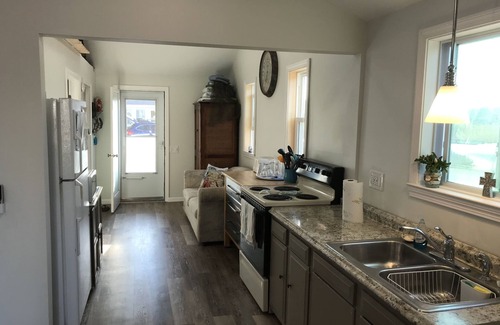 Jerusalem Cottage | Beach get away, great location!