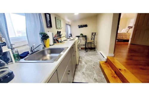 North Weymouth Cottage | Beach guest house, Free parking close to Boston