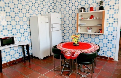 Jardim Centenario House | BEACH HOUSE 1 Guarujá Beach House 180 meters from the Sea