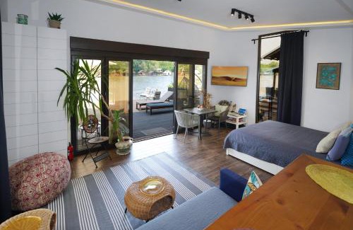 Cukarica Villa | Beach House Belgrade