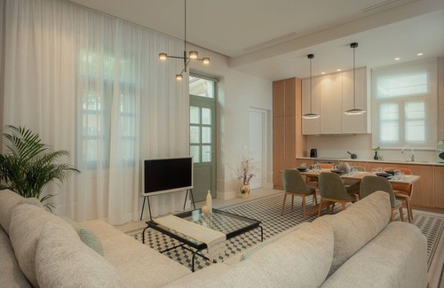 Agia Villa | Beach House close to city center, old port and old town of Chania. Pet-Friendly!