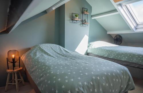 De Koog Villa | Beach House Makai - family house with Finnish Sauna, 2 bathrooms and only minutes from the Beach