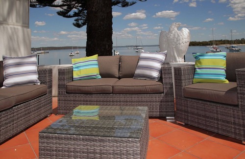 Port Stephens Council House | Beach house on the waterfront of Soldiers Point!