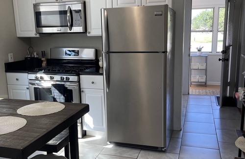 Fairfield House | Beach house - perfect location next to beach and town!