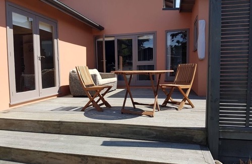 Waikuku Beach House | Beach house relaxing retreat
