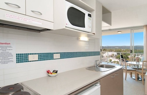 Ettalong Beach House | BEACH LURE - ETTALONG BEACH RESORT