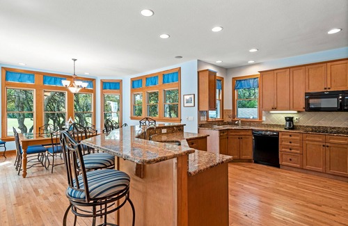 Corolla House | Beach ParTee Time: Private Pool w/Cabana, Spa