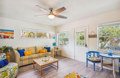Gulfport Apartment | Beach Quarters #8