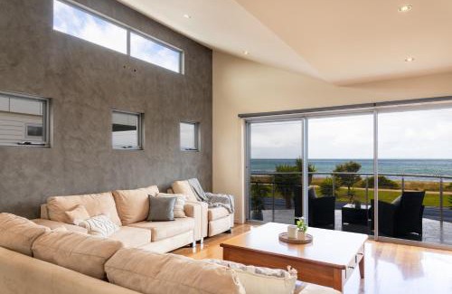 St Leonards House | Beach Retreat
