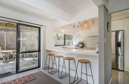 Pauanui House | Beach Road Beauty - Pauanui Holiday Home