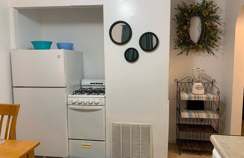 Cottage Line Apartment | Beach Side Studio #2 Apts by RedAwning