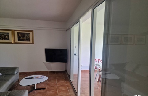 Bas du Fort Apartment | Beach softness