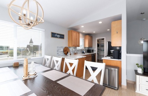 Oceano House | Beach Street Retreat | Sleeps 9 | Game Room