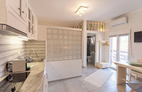 Eresos-Antissa Apartment | Beach Studio w/Balcony - Skala Eressos - Parking