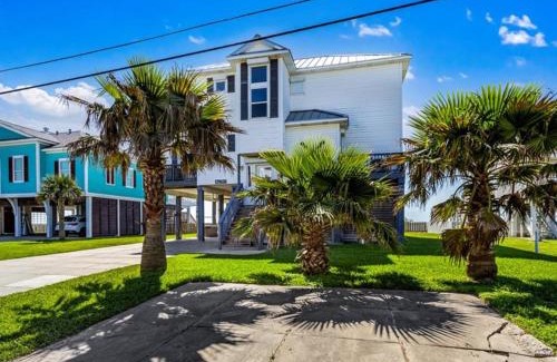 Galveston House | Beach Therapy -Baby Furniture *Arcade Game *Coffee