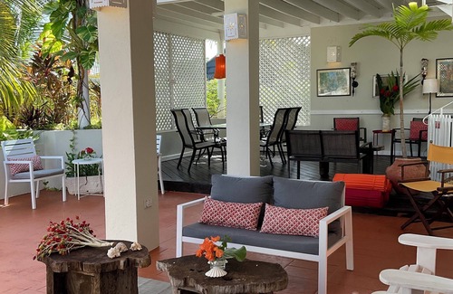 Silver Sands Villa | Beach villa staffed daily.