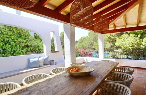 Cala d'Or Villa | Beach Villa with Direct Access to Cala Gran Beach