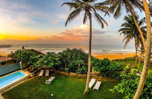 Hikkaduwa Villa | Beach Villa Yin near Hikkaduwa, with Pool and Cook - Semi-detached House