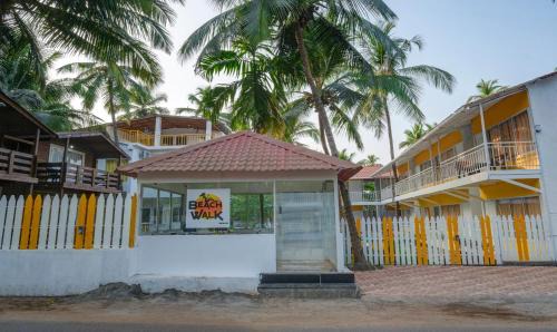 Morjim Hotel | Beach Walk Resort-100 meters to Morjim Beach