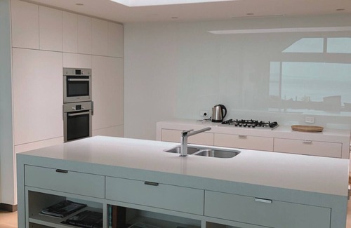 Point Lonsdale Apartment | BEACHED AGAIN