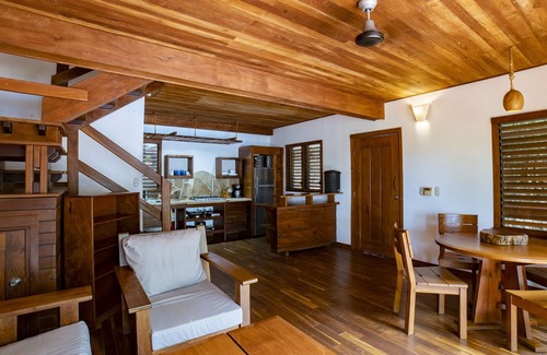 Guacalito de La Isla Villa | Beachfront 3 Bedroom Villa steps from the beach!