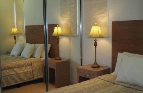 Mission Beach Apartment | Beachfront Apartment 1 Beachfront Haven - 1 bed