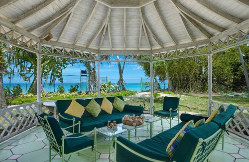 Little Battaleys Villa | Beachfront Bliss Getaway with Pool - Nelson Gay (7 bed)