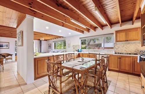 Abbey House | Beachfront Bliss, shoreside Geographe bay