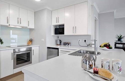 Bell Block House | Beachfront Breeze - sea views for days