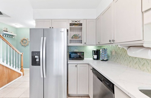 St. Augustine Beach Condo | Beachfront Condo w/Ocean Views, Direct Beach Access + 15min to Downtown!