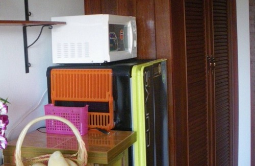 Ban Phe Condo | Beachfront Charming Condo with balcony