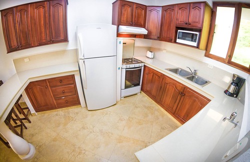 Canoa Condo | Beachfront Condo; Infinity Pool; 2 Bdrm ;2 Bath; Plus Gorgeous Views