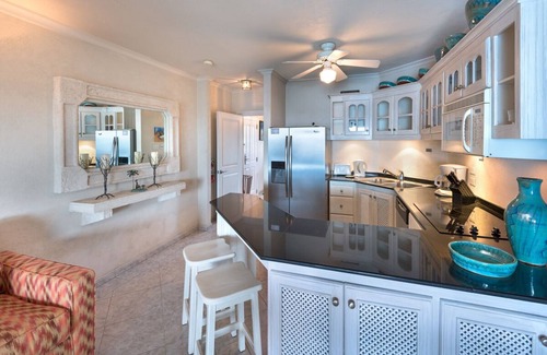 Reeds Bay Apartment | Beachfront Condo with 2 Plunge Pools - Reeds House 1
