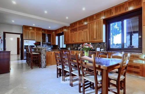 Agios Theodoros Villa | Beachfront Estate offers luxury