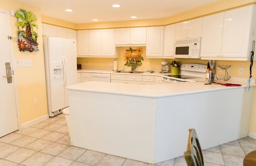 Sandestin Condo | BEACHFRONT! Free Tram! Spring Break Deals! Low Rates! No Owner Fees! Top Reviews