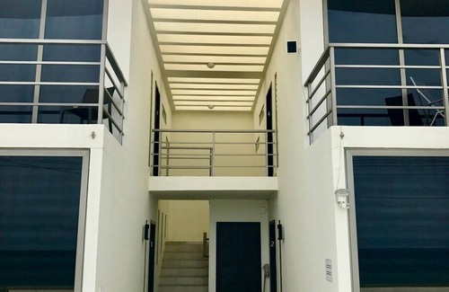 Santa Marianita House | Beachfront! FUN under the SUN!