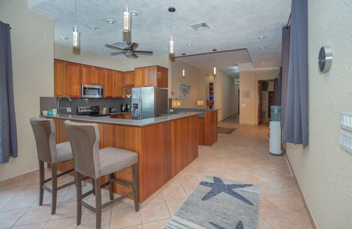 West Bay Condo | Beachfront Luxury at Coral Sands