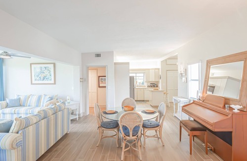 Inlet Villas House | Beachfront Oasis! On the Beach~Bikes~Grill
