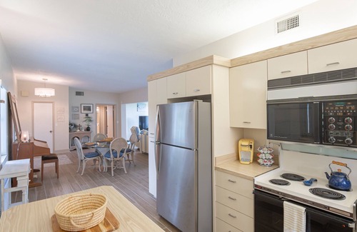 Inlet Villas House | Beachfront Oasis! On the Beach~Bikes~Grill