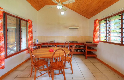 Luganville Resort | Beachfront Resort