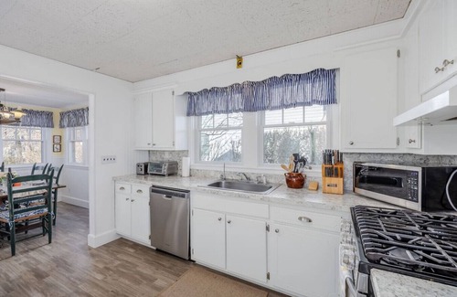 Jamesport House | Beachfront Retreat - 5BR Home with Stunning Views