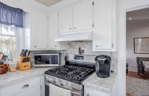 Jamesport House | Beachfront Retreat - 5BR Home with Stunning Views