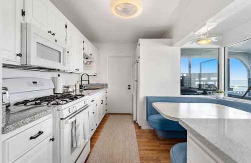 Capistrano Beach House | Beachfront Seas The Day Beach House in Dana Point, CA