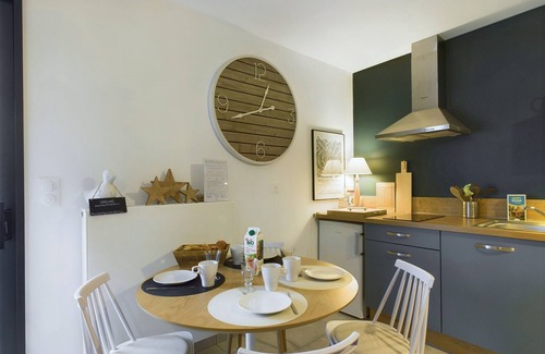 Pleneuf-Val-Andre Apartment | Beachfront Stay – Appartment for 2