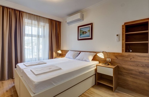 Przno Apartment | Beachfront Triple Studio with Private Bathroom