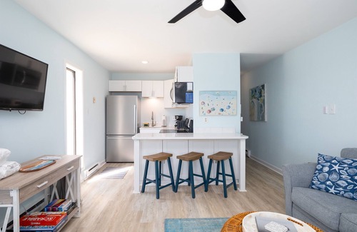 Sneads Ferry Condo | Beachfront, Newly Renovated at "Aqua Vista"
