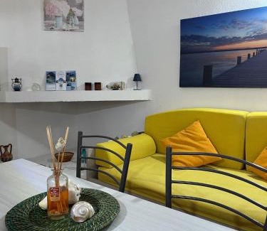 Matta 'e Peru House | Beachfront Villa- 2BR - Garden- WiFi -AC - Parking