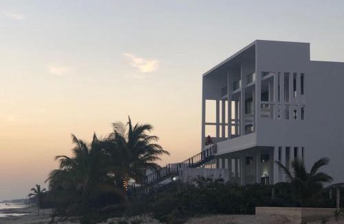 San Benito Villa | Beachfront Villa Solarium Garden House 1