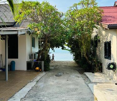 Bang Po Villa | Beachfront Villa with Sunset