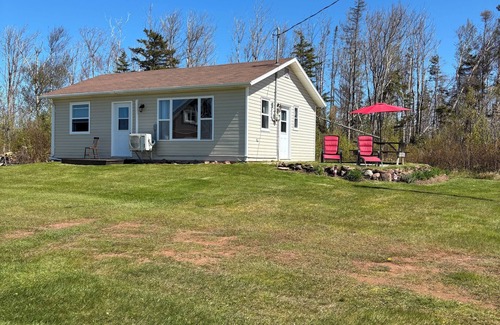 Beach Point Cottage | Beachpoint Retreat guest Cottage